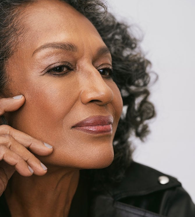 Extra Lip Collection mature model