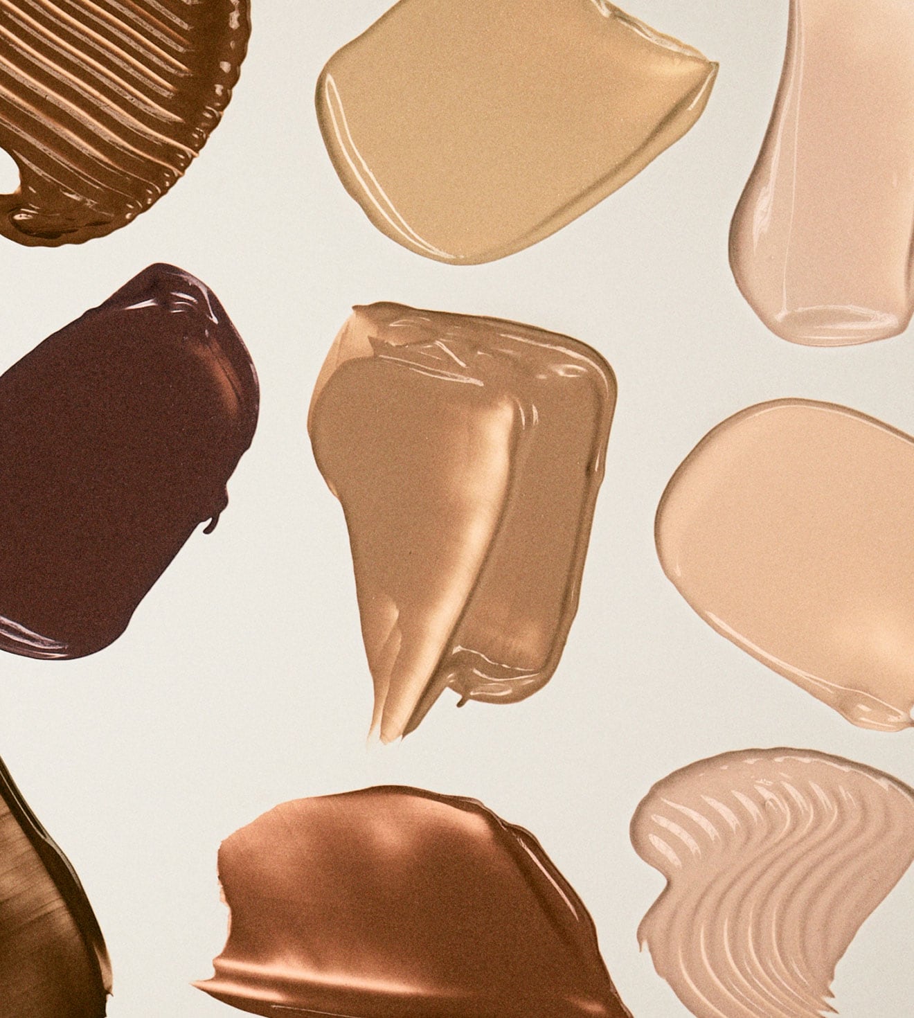Different smoosh foundation shades